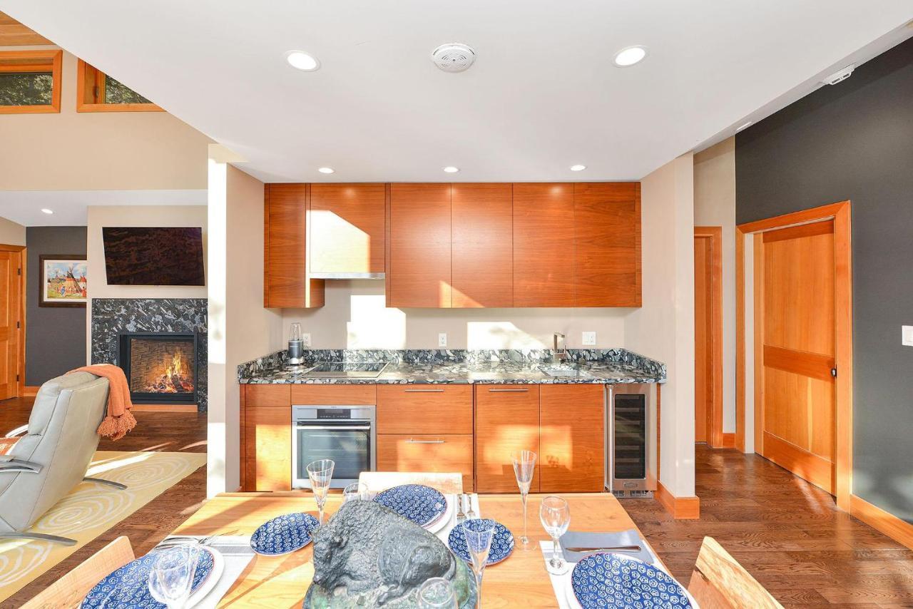 Salishan Tree House Suite Cowichan Bay Esterno foto