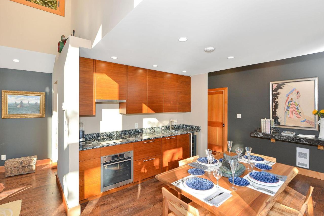 Salishan Tree House Suite Cowichan Bay Esterno foto