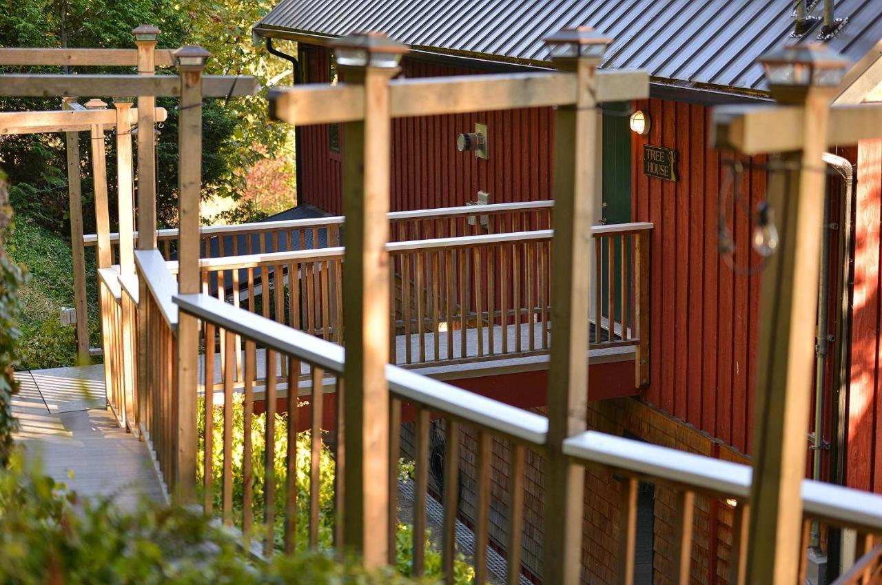 Salishan Tree House Suite Cowichan Bay Esterno foto