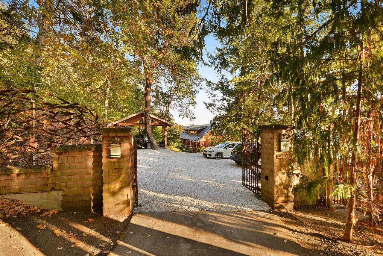 Salishan Tree House Suite Cowichan Bay Esterno foto